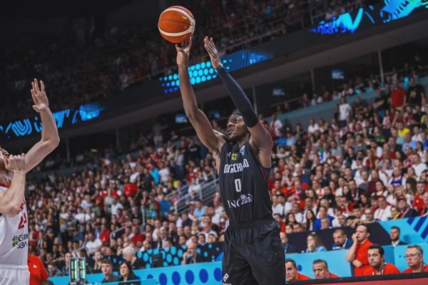汇发网 湖人39号秀！斩获决赛MVP！25岁还想打回NBA